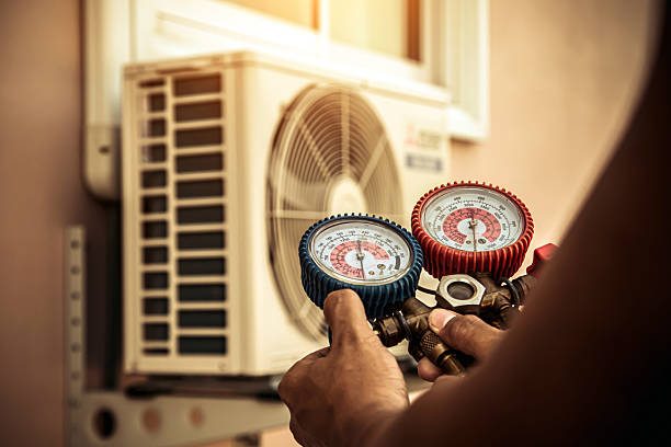 Professional Ac Installation technician working in Morton, PA